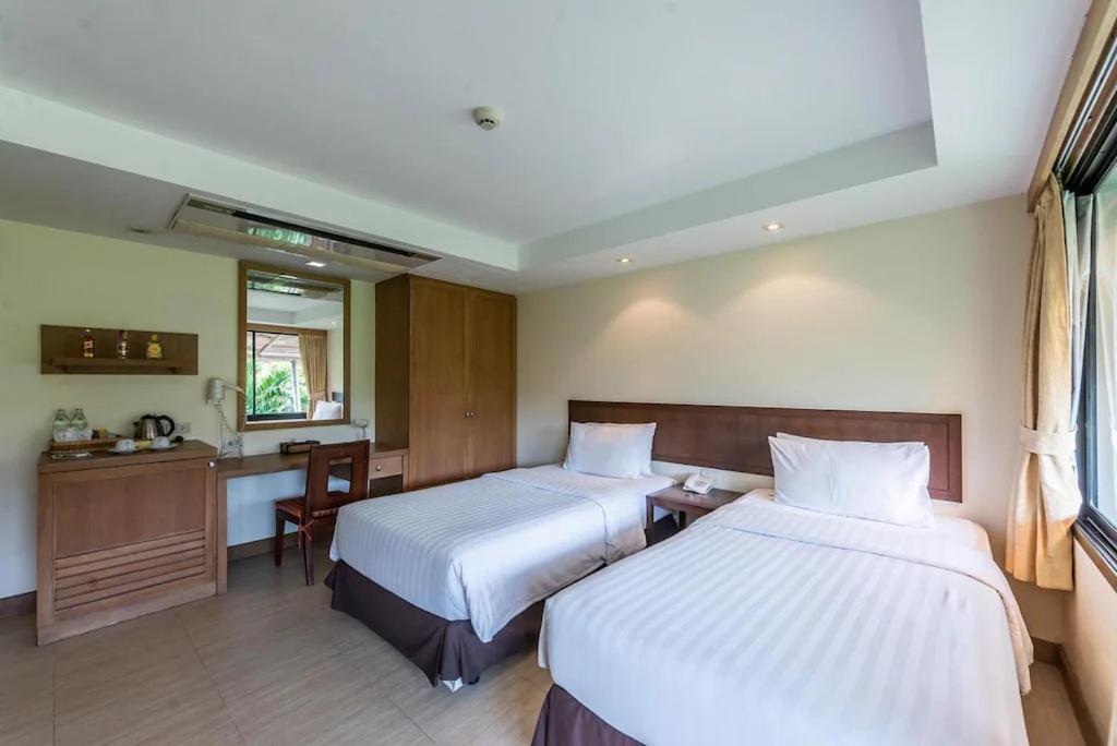 Hotel Tropicana Pattaya Exterior foto